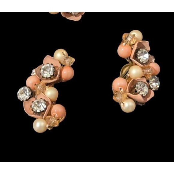 Vintage Weiss Floral Rhinestone & Pearl Brooch & Clip-On Earrings Set - Picture 3 of 7